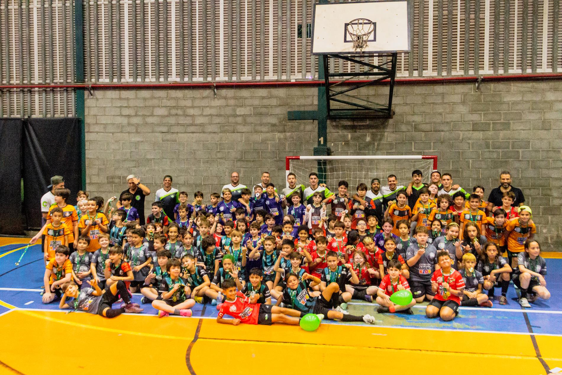 Escolinha-de-futebol-de-salao-futsal-em-sao-paulo-zona-oeste-perdizes-pompeia-barra-funda-vila-clementino (18)